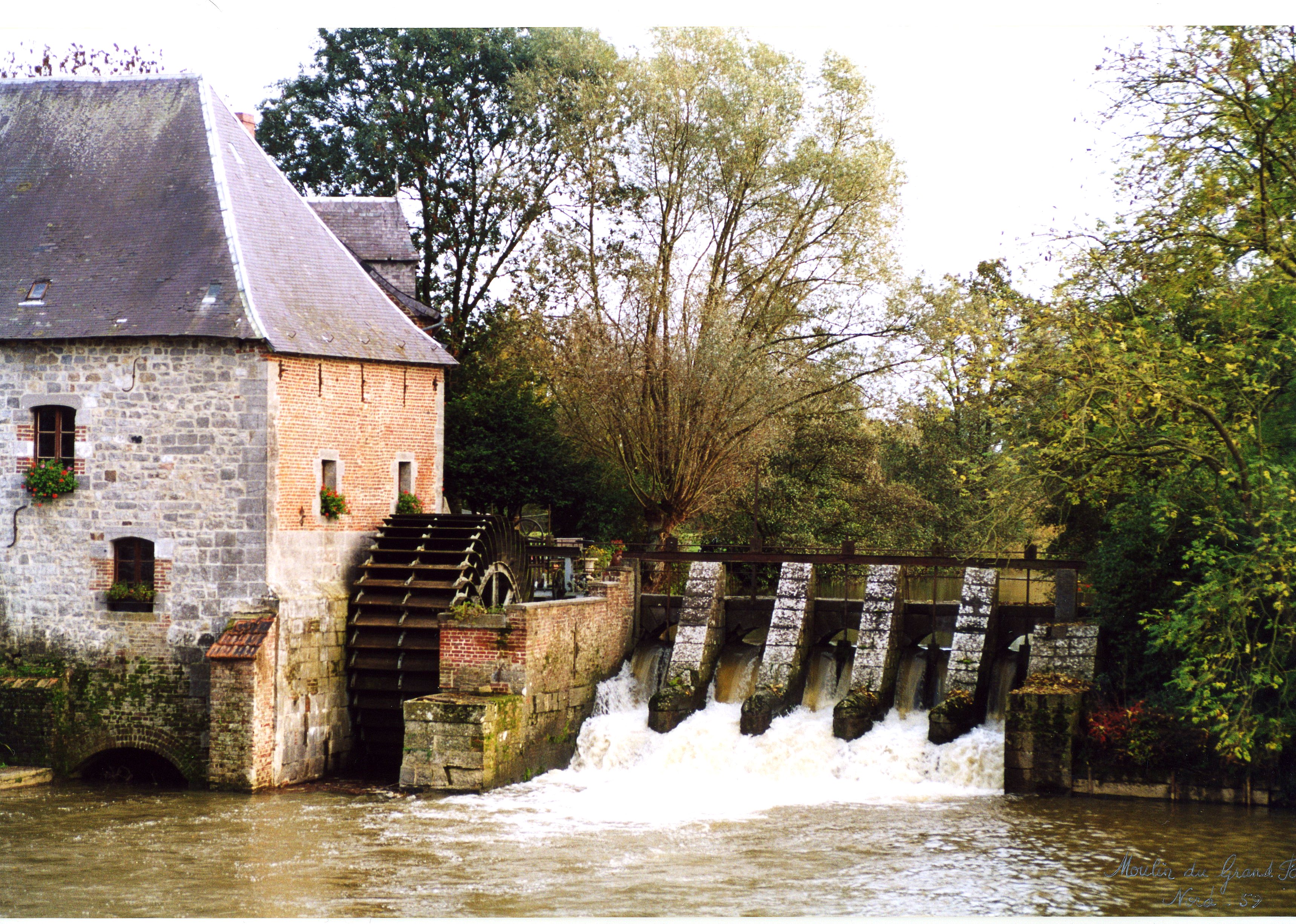 Colorie des moulins à eau ! – Fédération des Moulins de France